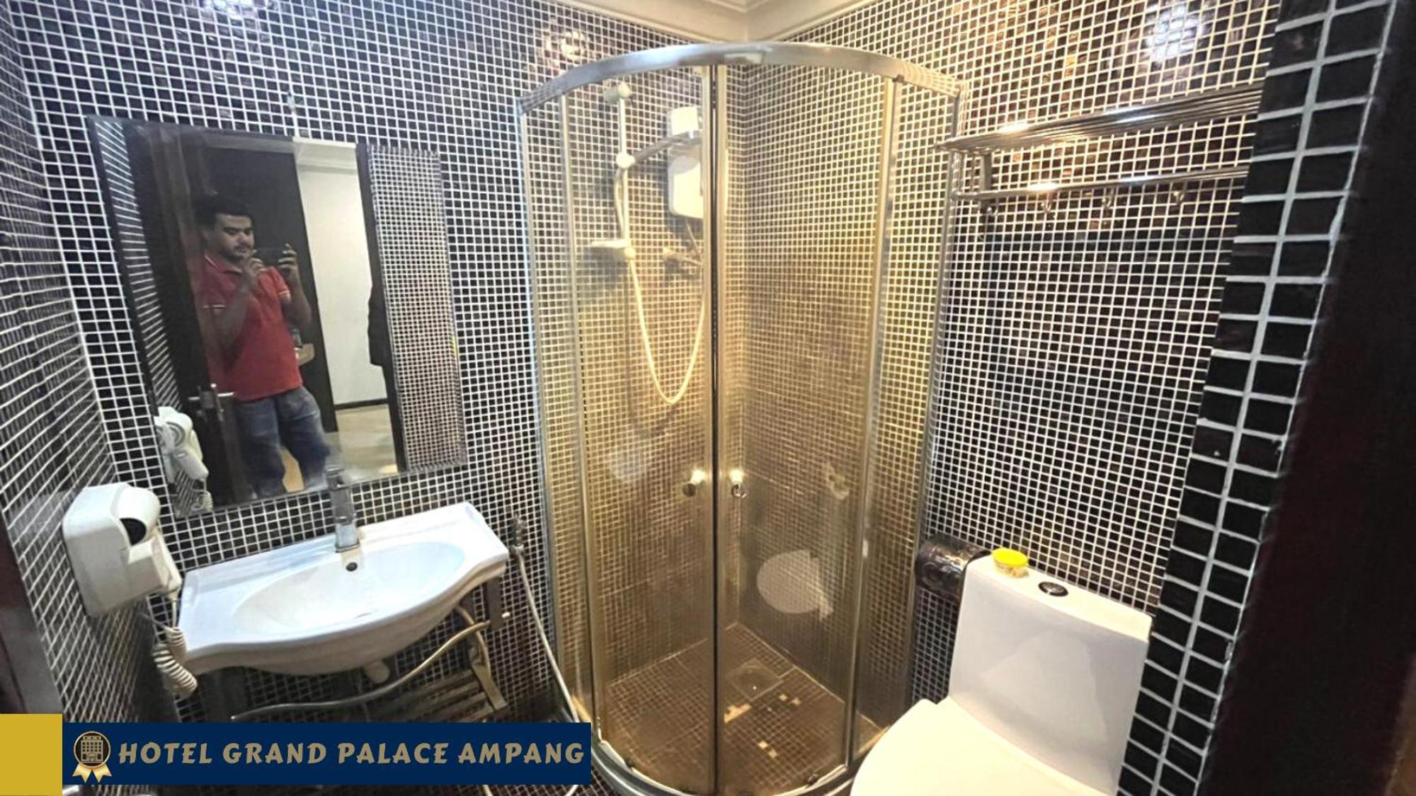 Hotel Grand Palace Ampang Ampang  Buitenkant foto